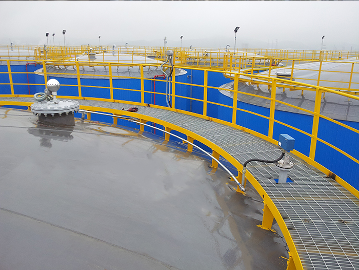 石油庫(kù)現(xiàn)場(chǎng)圖